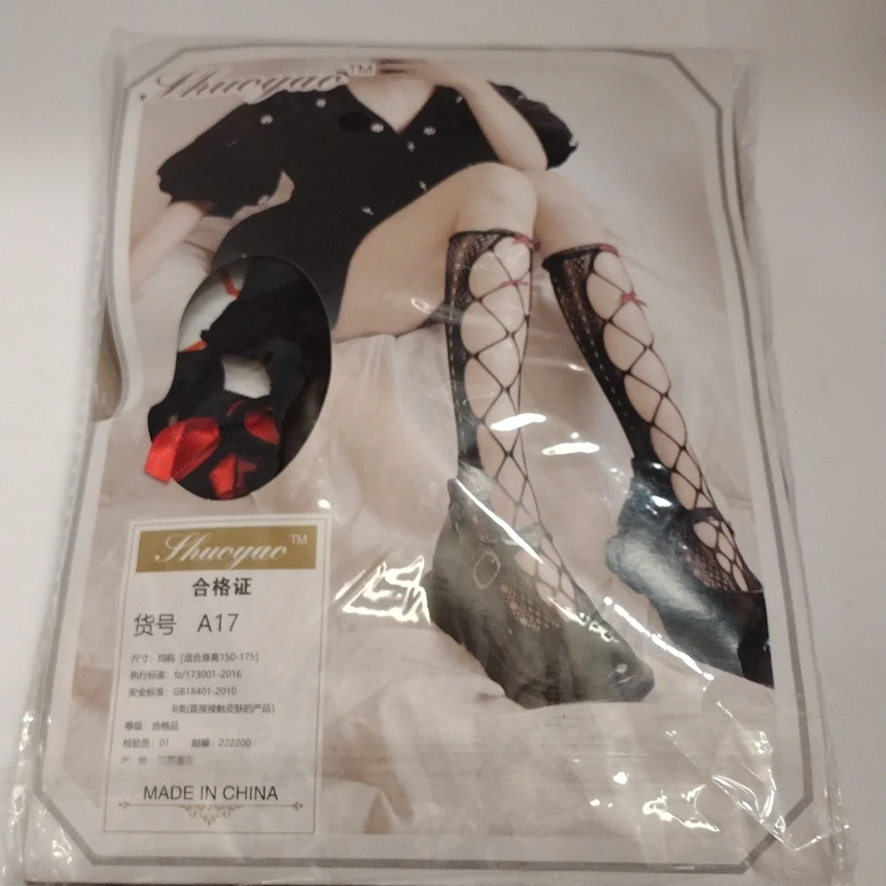 HP!NIP 2 Pack Sexy Gothic Lolita Black Crochet Fishnet Red Bow Knee High Nylons! - Picture 4 of 5